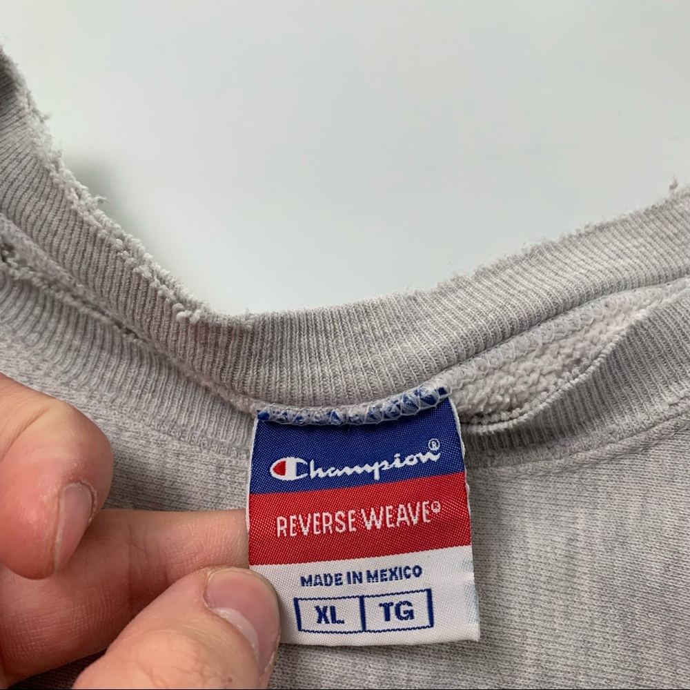 011 - VINTAGE 90s UNIVERSITY OF KANSAS JAYHAWKS CHAMPION PULLOVER SWEATSHIRT - Picture 2 of 6